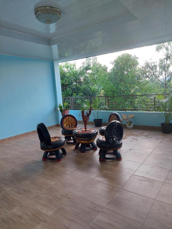 D'Ru Guest House Labuan Bajo Dış mekan fotoğraf