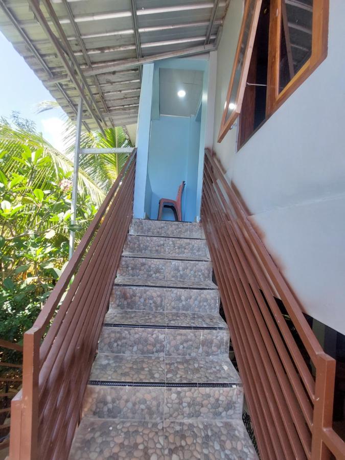 D'Ru Guest House Labuan Bajo Dış mekan fotoğraf